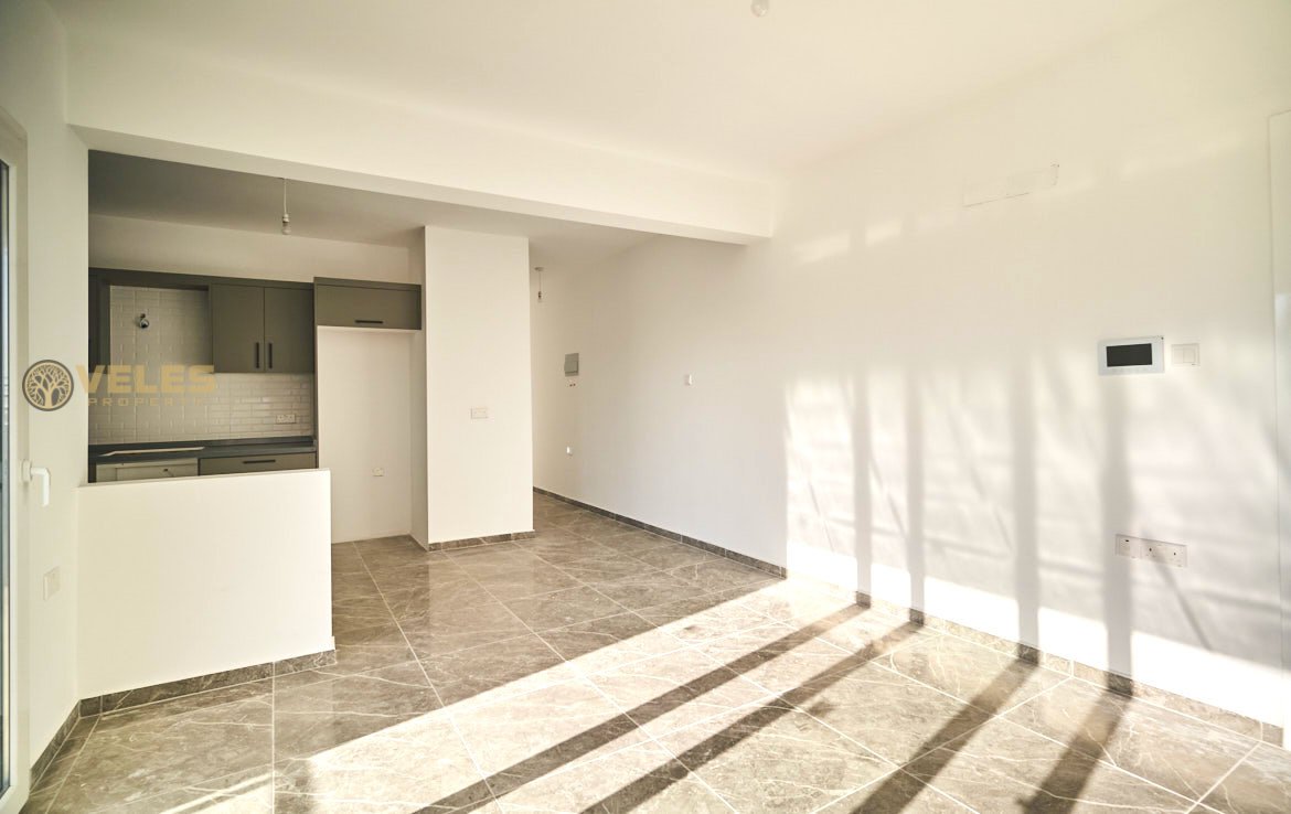 Buy property in Northern Cyprus, SA-2410 Flat 2+1 in Famagusta, Veles