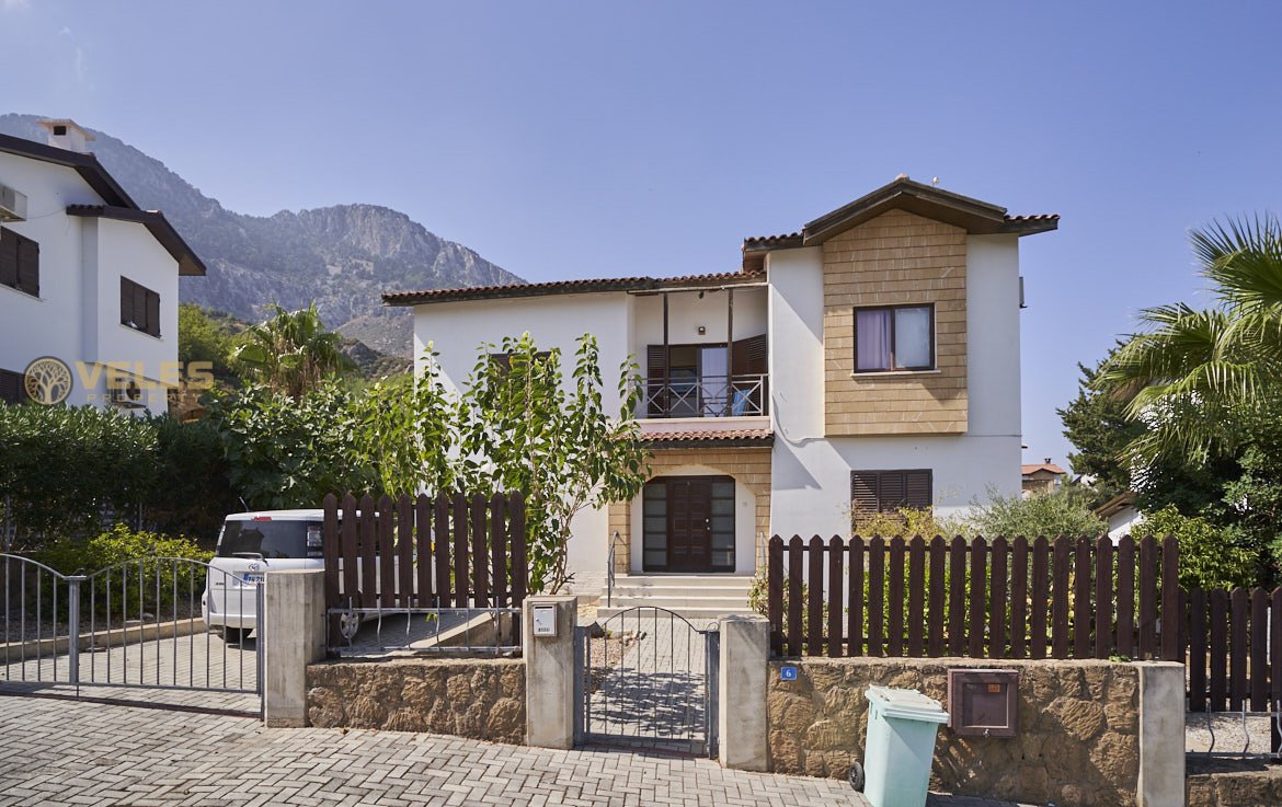 Buy property in Northern Cyprus, SV-3166 Finished Villa 3+1 in Lapta, Veles